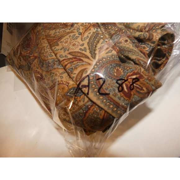 Women's Brown Paisley Patterned Wool and Rayon Skirt, Size 12, Pendleton - Picture 4 of 4